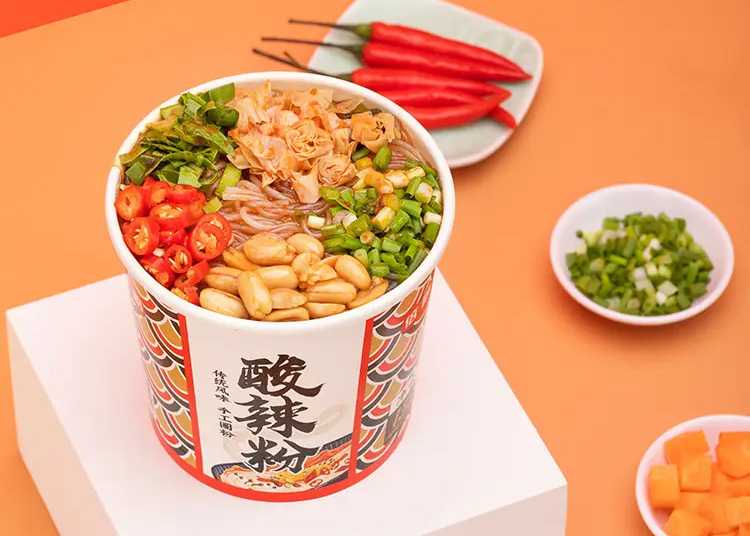 【品質(zhì)之選】桶裝泡面封口包裝生產(chǎn)線：攜手陳村、楊掌柜、金華、顧大嫂、統(tǒng)一，共鑄食品包裝新篇章