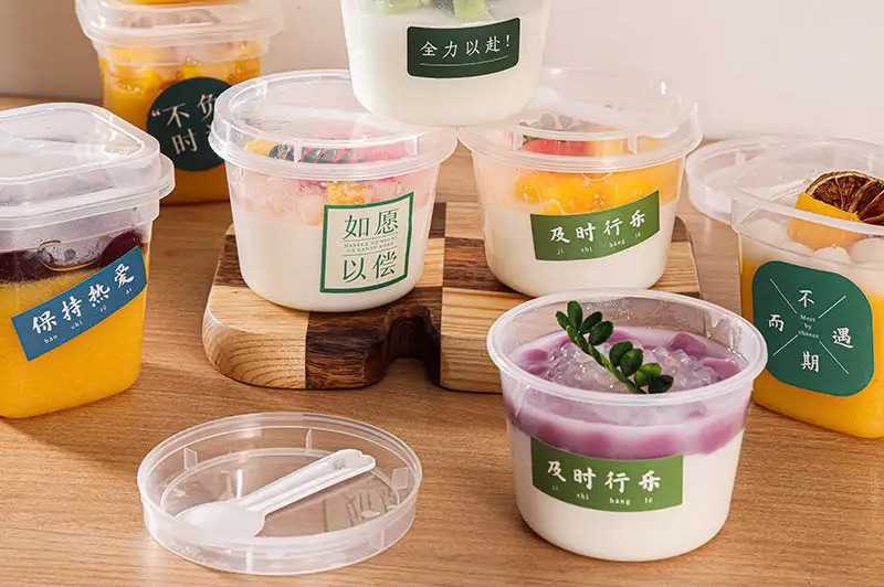 全自動(dòng)杯裝姜撞奶雙皮奶灌裝封口機(jī)：鎖住新鮮，傳遞美味